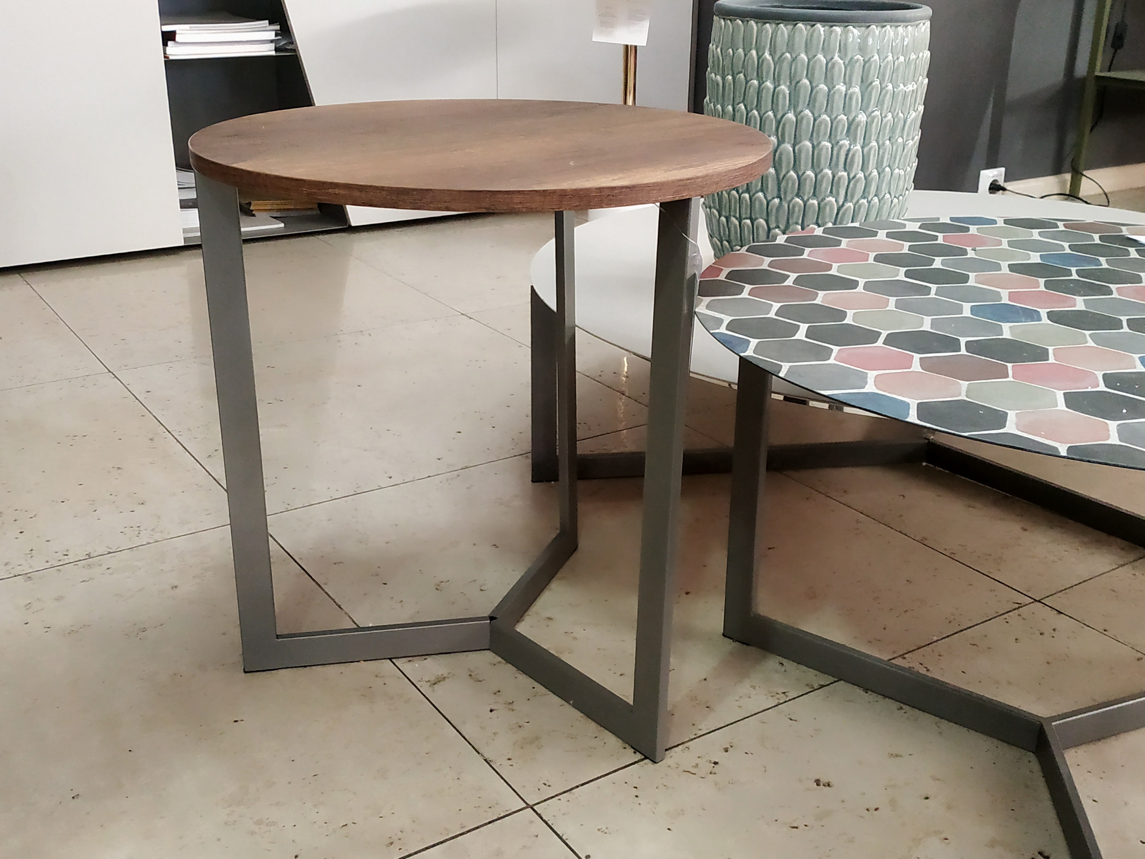 Круглый столик Joy D450